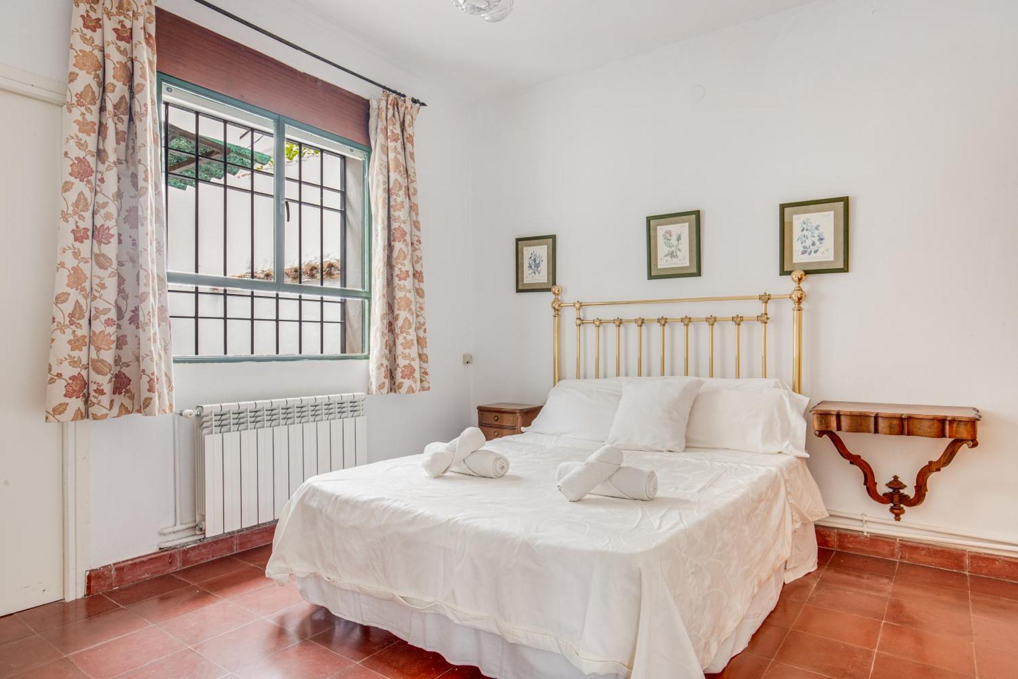 -Iponubahomes- Centrica Casa Con Jardin Y Chimenea バエナ エクステリア 写真